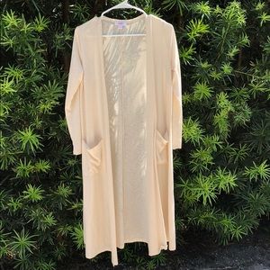 LulaRoe ‘Sarah’ Cardigan